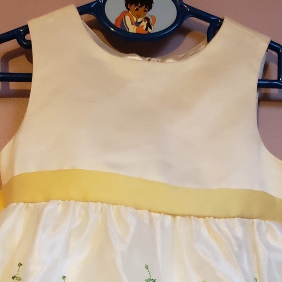 Cinderella Toddler Size 18M - White and Yellow dress - Gently Worn - Picture 5 of 7
